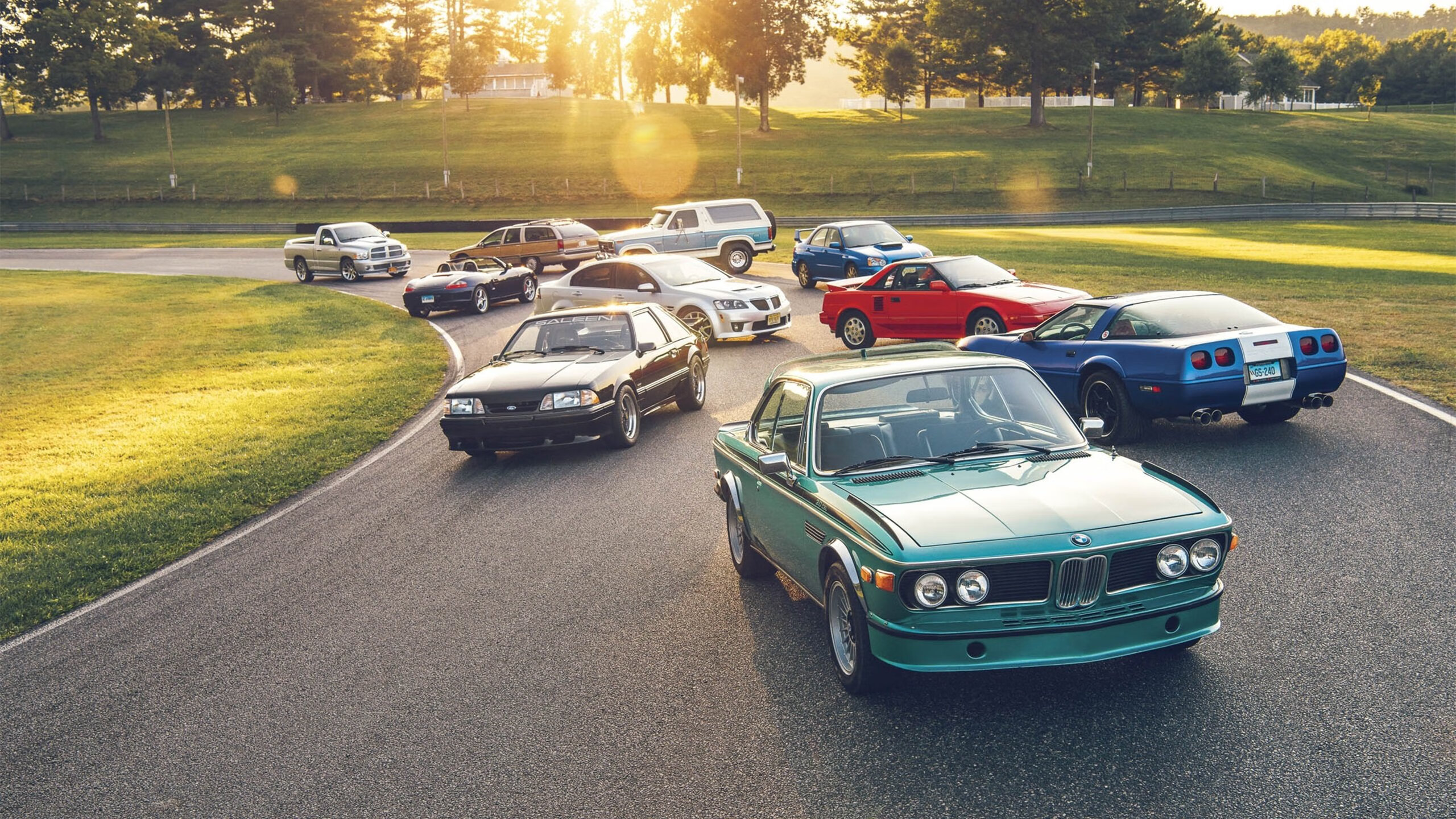 开云体育官方网站-年龄差距引发关注：老将年轻新秀的对决，年轻与年龄无关