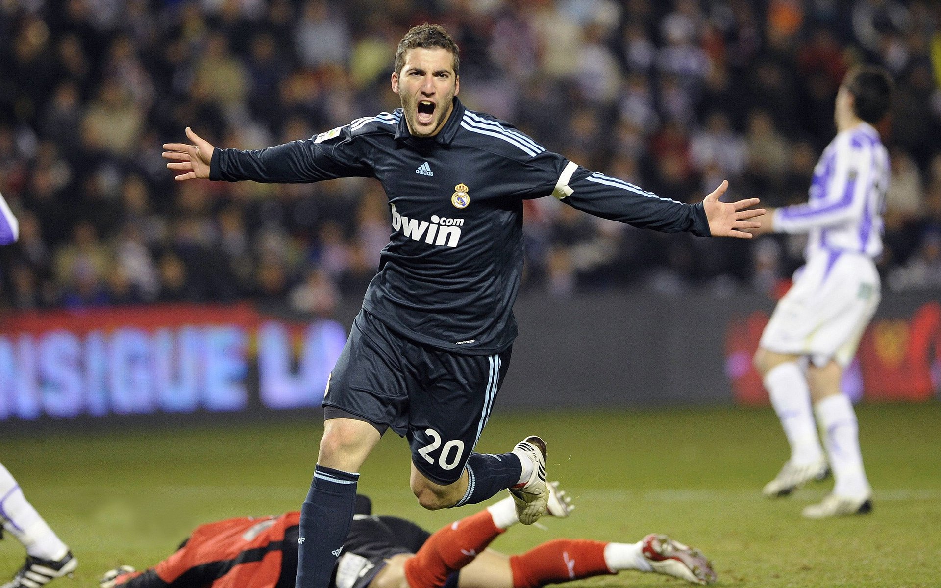 开云首页登录-巴黎圣日耳曼继续领跑法甲，夺冠形势一片光明